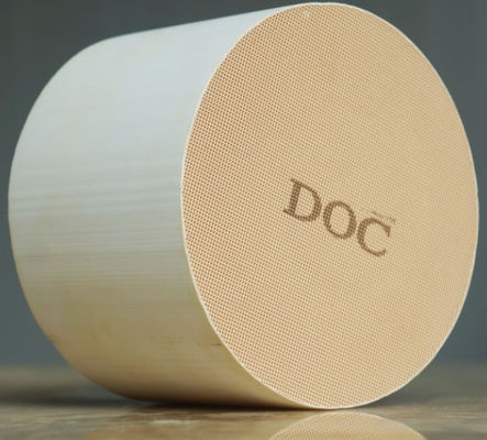 खरीदें प्लेटिनम डीओसी डीजल ऑक्सीकरण उत्प्रेरक नॉक्स पीटी हनीकॉम्ब सिरेमिक मोनोलिथ उत्प्रेरक सब्सट्रेट ऑनलाइन निर्माण