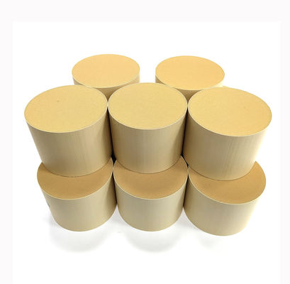 खरीदें आयरन कॉपर जिओलाइट स्क्रू उत्प्रेरक चयनात्मक उत्प्रेरक न्यूनीकरण Nox Nh3 कम तापमान: ऑनलाइन निर्माण