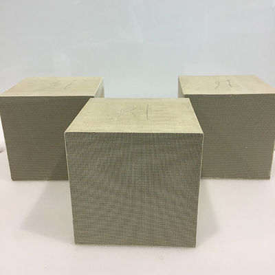 खरीदें लकड़ी भट्ठी मानदंड पूंछ गैस उत्प्रेरक ओसी उत्प्रेरक 46 सीपीएसआई ऑनलाइन निर्माण