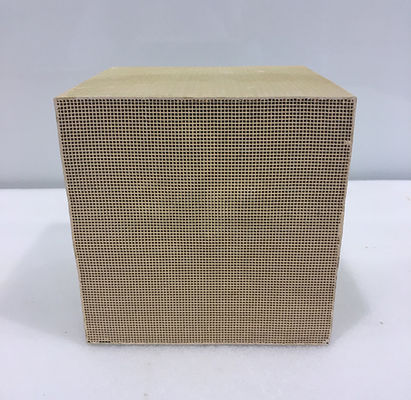 खरीदें हनीकॉम्ब NH3 SCR डेनिट्रेशन उत्प्रेरक यूरो 5 सिंटरिंग मशीन के लिए ऑनलाइन निर्माण