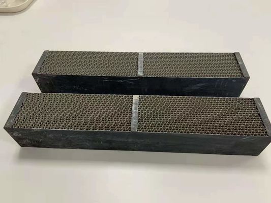 खरीदें मधुकोश धातु उत्प्रेरक लकड़ी स्टोव ऑक्सीकरण के लिए उत्प्रेरक कनवर्टर सब्सट्रेट करता है ऑनलाइन निर्माण