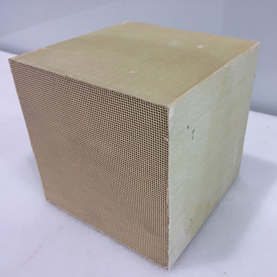 खरीदें प्राकृतिक गैस एससीआर डेनॉक्स उत्प्रेरक हनीकॉम्ब ऑनलाइन निर्माण