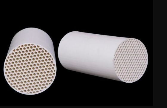 खरीदें 600 सीपीएस सिरेमिक निकास उत्प्रेरक कारें मोटर वाहन निकास गैस शोधन उत्प्रेरक: ऑनलाइन निर्माण