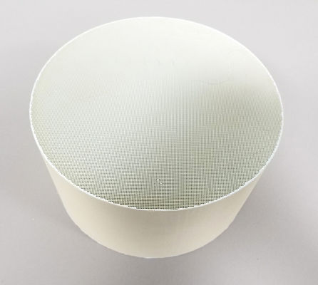 नाइट्रोजन डाइऑक्साइड नॉक्स कटौती उत्प्रेरक 400 सीपीआई गैस टर्बाइन वैनेडियम टंगस्टन टाइटेनियम